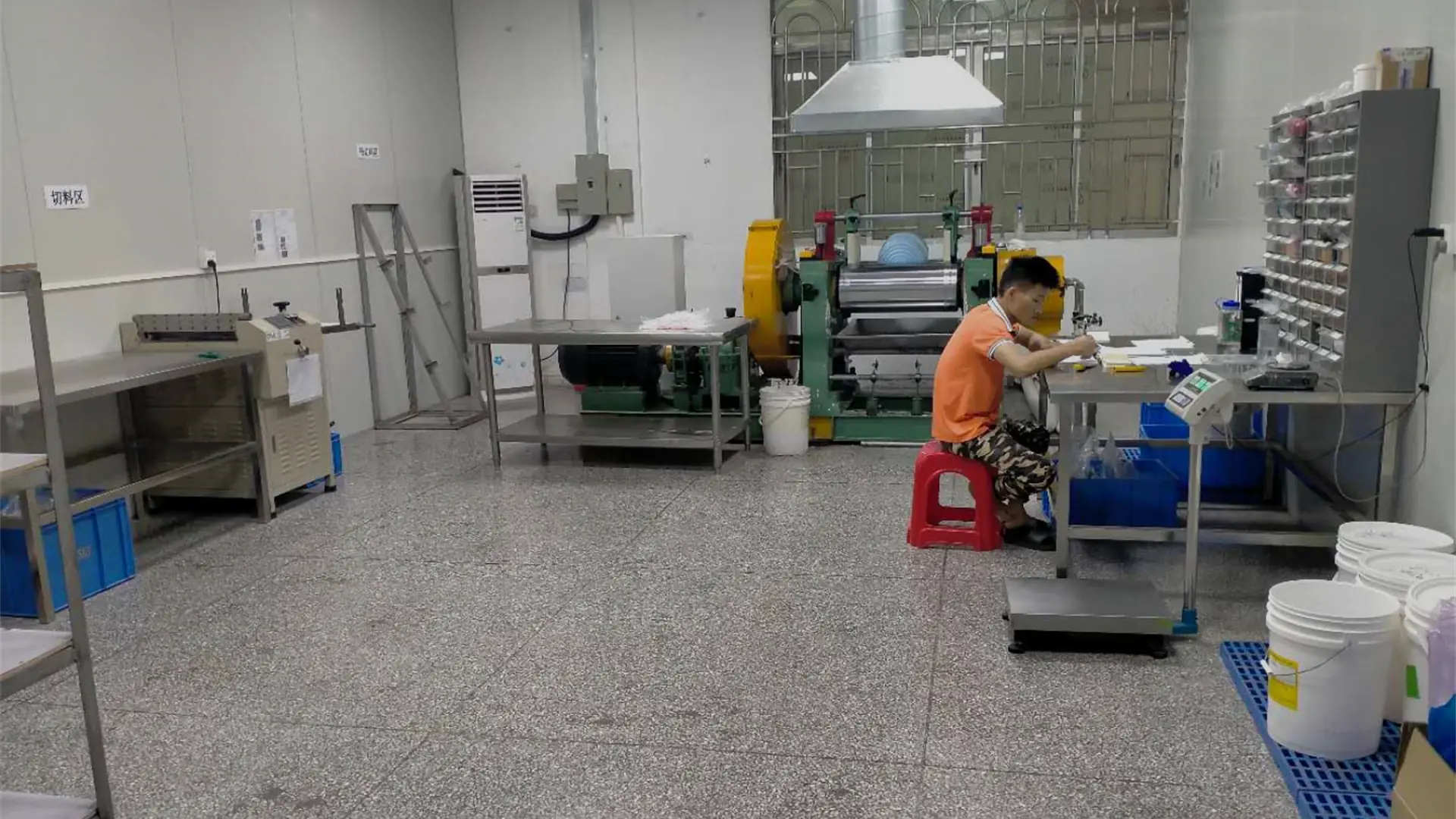 QC workroom for silicone products